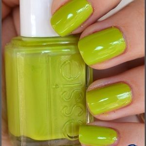Essie nail polish in the color “The more the merrier”